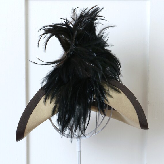 vintage 1940s dramatic feather hat • avant garde … - image 7