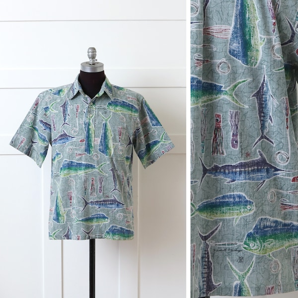 mens vintage fish print Hawaiian Reyn Spooner shirt • cotton fishing lures novelty print tiki shirt in green