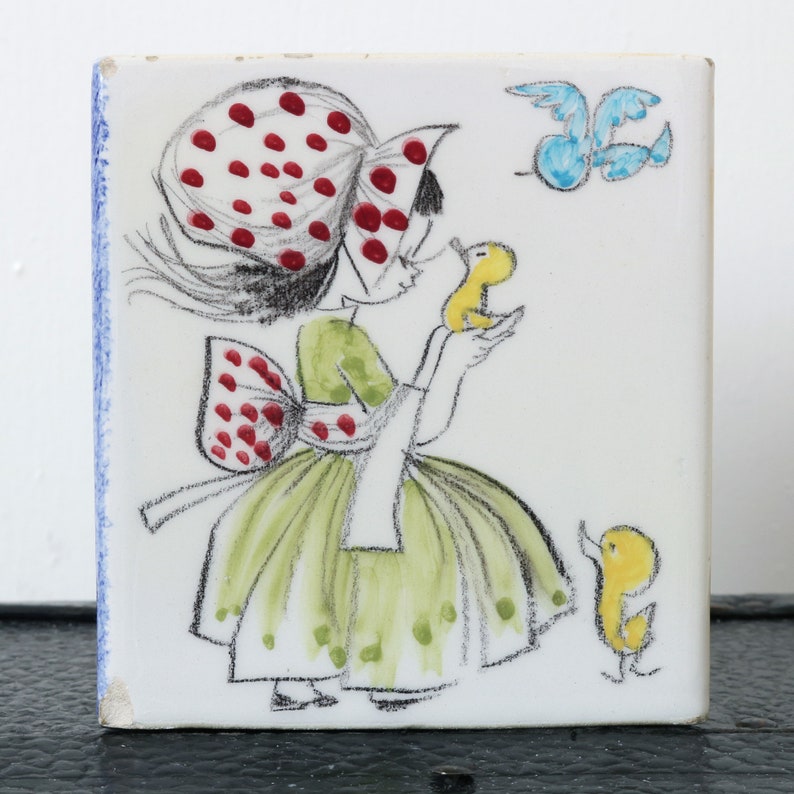 vintage 1970s cute hand painted Italy coin bank snails daisy & girl with birds art pottery decor image 3