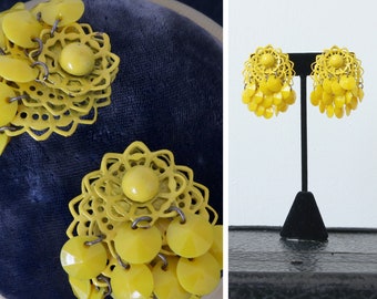 vintage 1960s yellow enamel beaded earrings • mod fringed beaded clip-on's