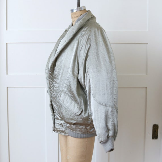 vintage 1980s silver puffer coat • women's London… - image 9
