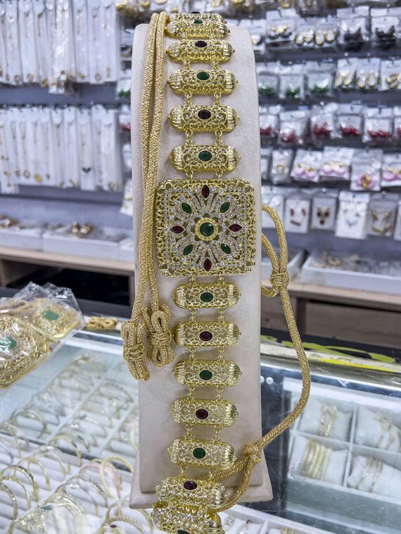 Golden Berber Bridal Belt – Traditional Moroccan Jewelry 