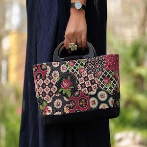Handmade Floral Patchwork Tote Bag with Wooden Handles,Korean Cotton Fabric Purse