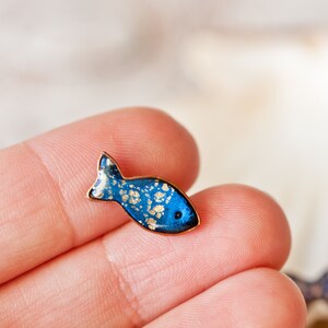 Studs Indigo Fish image 3