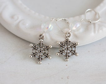 Holiday Earrings - Snowflakes