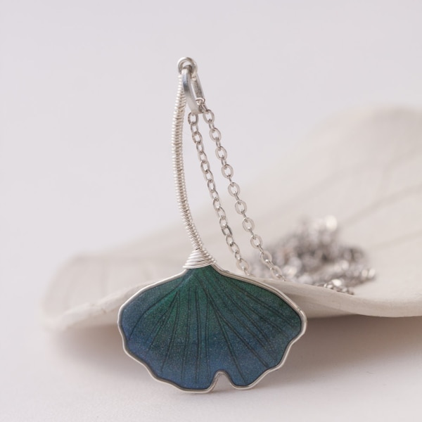 Necklace - Green Ginkgo Leaf