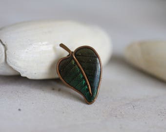 Pin Brooch- Green Leaves