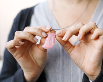 Necklace - Pink bird