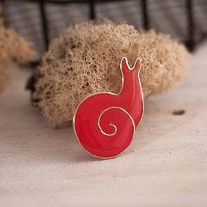 Snail pin / Brooch / Coral / Gift for animal lover