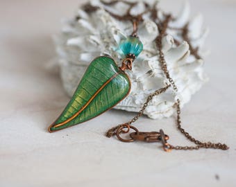 Leaf necklace