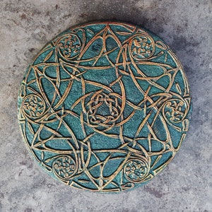 Celtic Knot Art Outdoor Sculpture, Garden Gifts, Irish Green Celtic Star