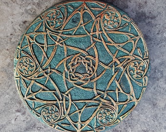 Celtic Knot Art Outdoor Sculpture, Garden Gifts, Irish Green Celtic Star