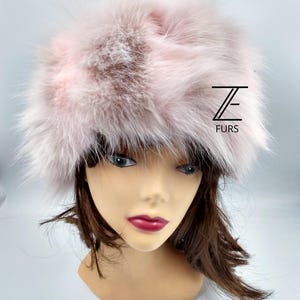 Headband or collar made of genuine  fox fur. Elastic round winter fur scarf, neck or head warmer. Fur covers both sides.