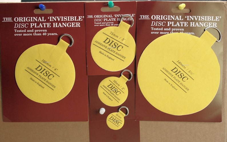 Set of Two 2 Medium Plate Hangers Invisible Disc Plate Walls Hanger 3 For Plates Up To 8, Plate Wall Hanger image 5