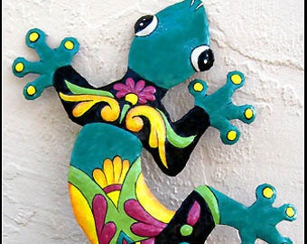 GECKO Metal Art Wall Hanging, Outdoor Decor,Painted Metal Gecko, Outdoor Garden Art, Tropical Decor, Outdoor Metal Wall Art, M402-TQ