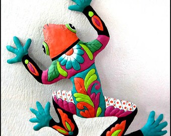 FROG, Choice of 3 Sizes, Metal Wall Art, Wall Hanging -Painted Metal Frog, Garden Art, Garden Decor, Tropical Wall Decor - M702