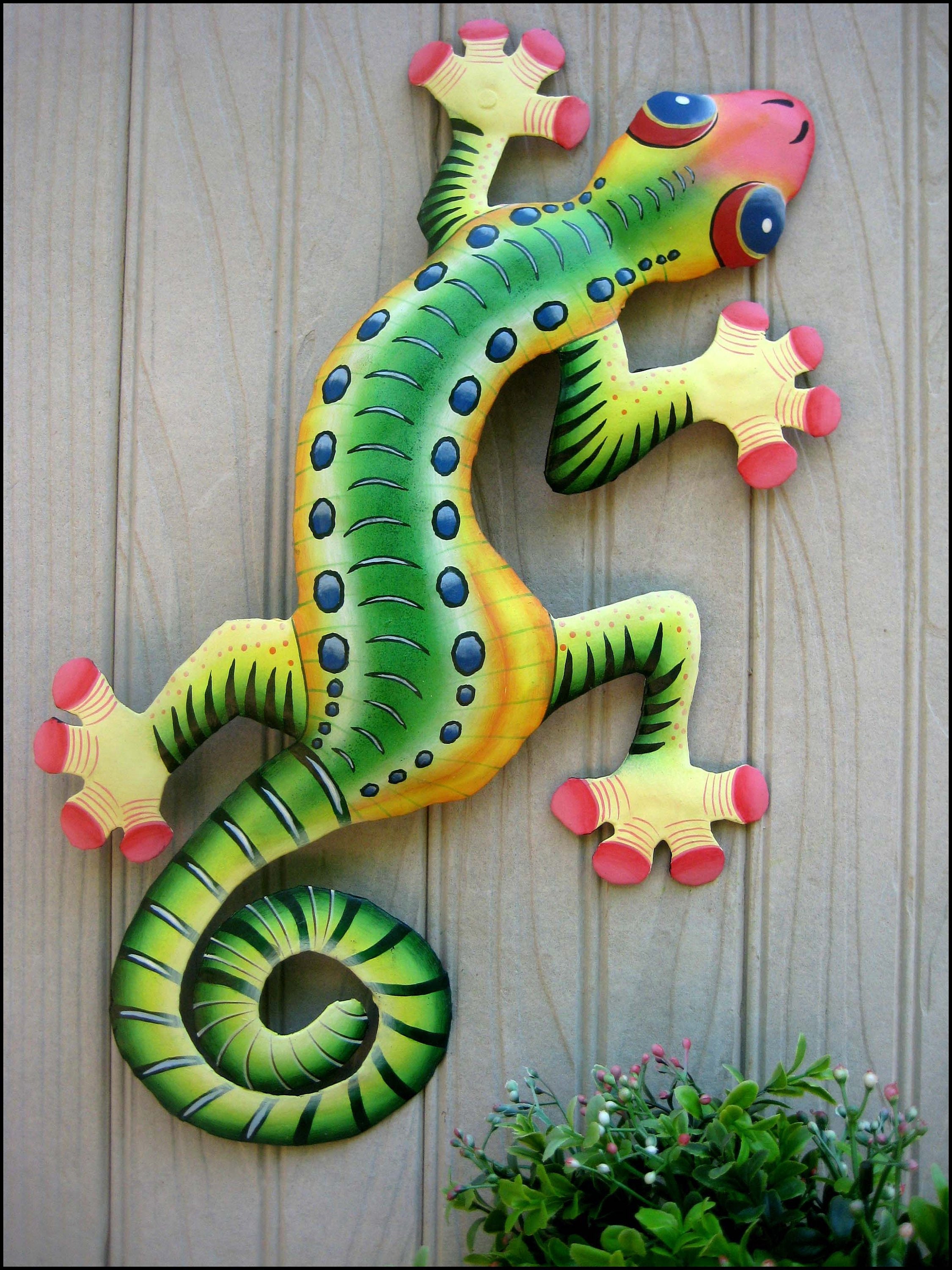 GECKO Wall Decor Outdoor Garden Art Painted Metal Art Etsy