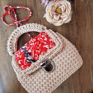 Crochet Shoulder Bag | Chunky Yarn Purse | Boho Crossbody Bag | Eco-Friendly Yarn Bag | Unique Gift for Her