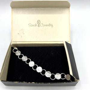 Vintage Sarah Coventry Silvertone Bracelet Young and Gay 9733