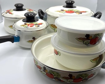Vintage Enamelware Cookware Mushroom Vegetable 11 Piece Set Storage Pots Pans