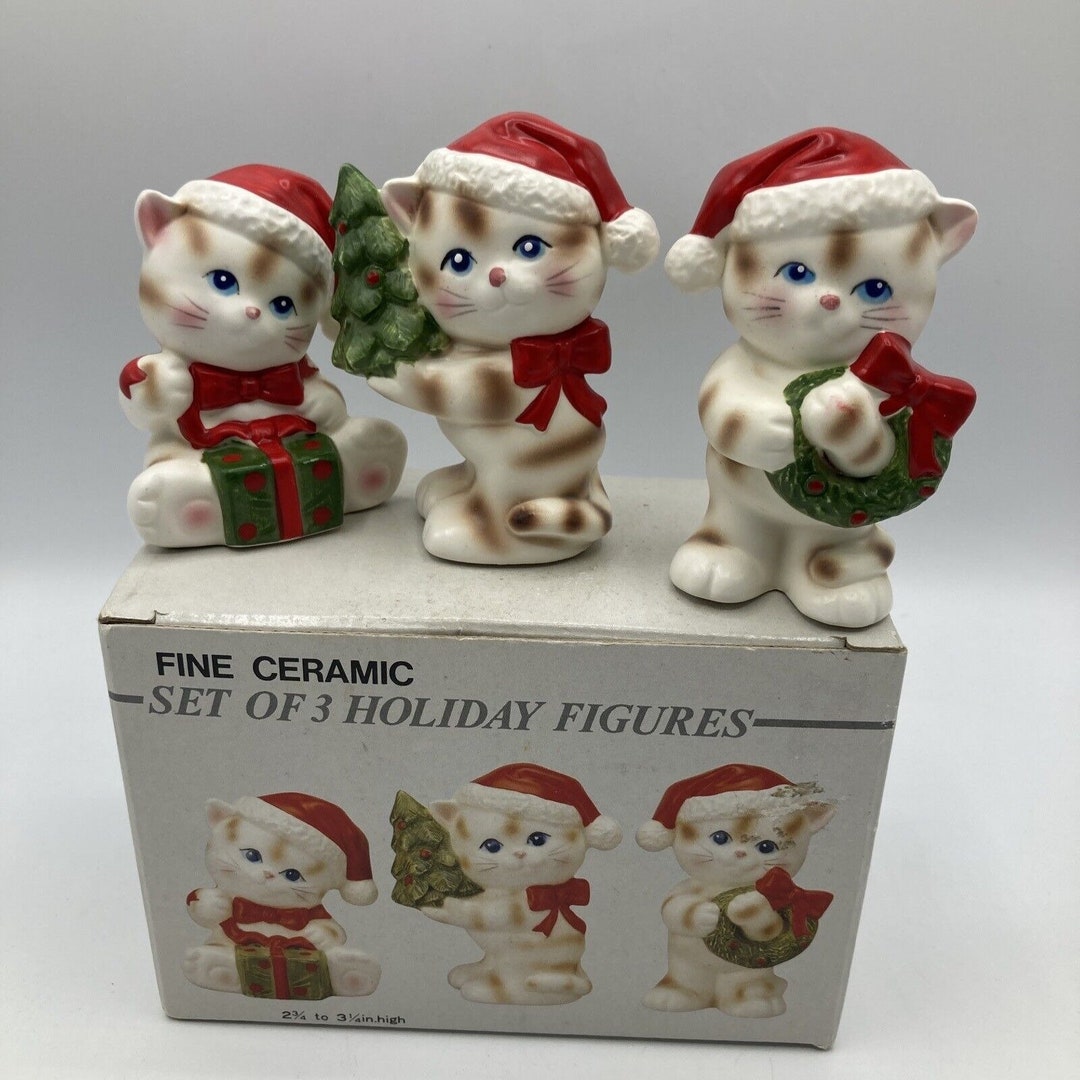 Vintage Cat Christmas Holiday Figurines Tabby Set of 3 Ceramic Japan