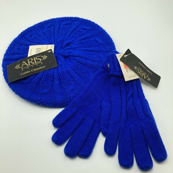 Vintage Aris Cable Knit Hat and Gloves 