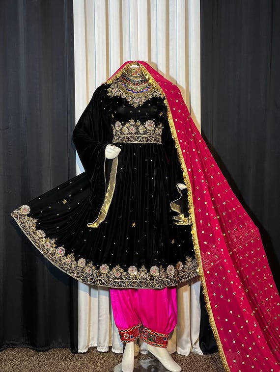 black dress with pink dupatta Black Velvet Afghan Dress with Pink Dupatta & Jewelry Set: Embroidered Traditional Outfit