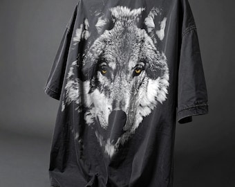 Halftone Wolf T-Shirt Design: Grayscale Animal Print (PNG Digital Download)