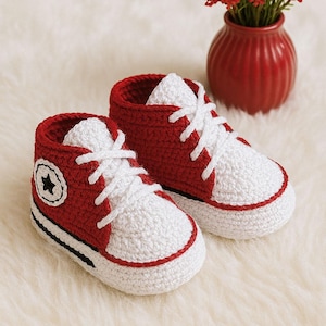 Crochet Baby Sneakers Pattern PDF – Unisex High Top Booties for Newborn to 9 Months – 4 Sizes Tutorial – Intermediate Level - Easy Pattern