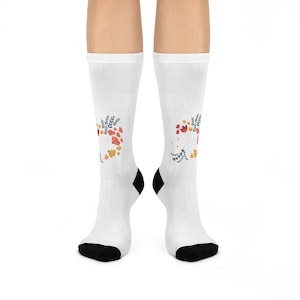 Cushioned Crew Socks with Whimsical Autumn Leaves, Cozy Footwear for Fall, Gift for Nature Lovers, Casual Comfort, Holiday Essentials, [...]