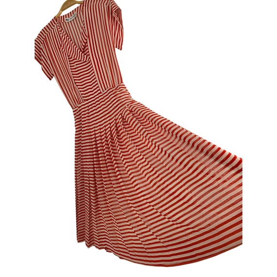 Vintage 80s Albert Nipon Red Striped Nautical Siz… - image 1