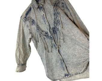 VTG Cowgirl Medium Denim Western Fringe Shirt Bling Acid Wash Cotton RA10050