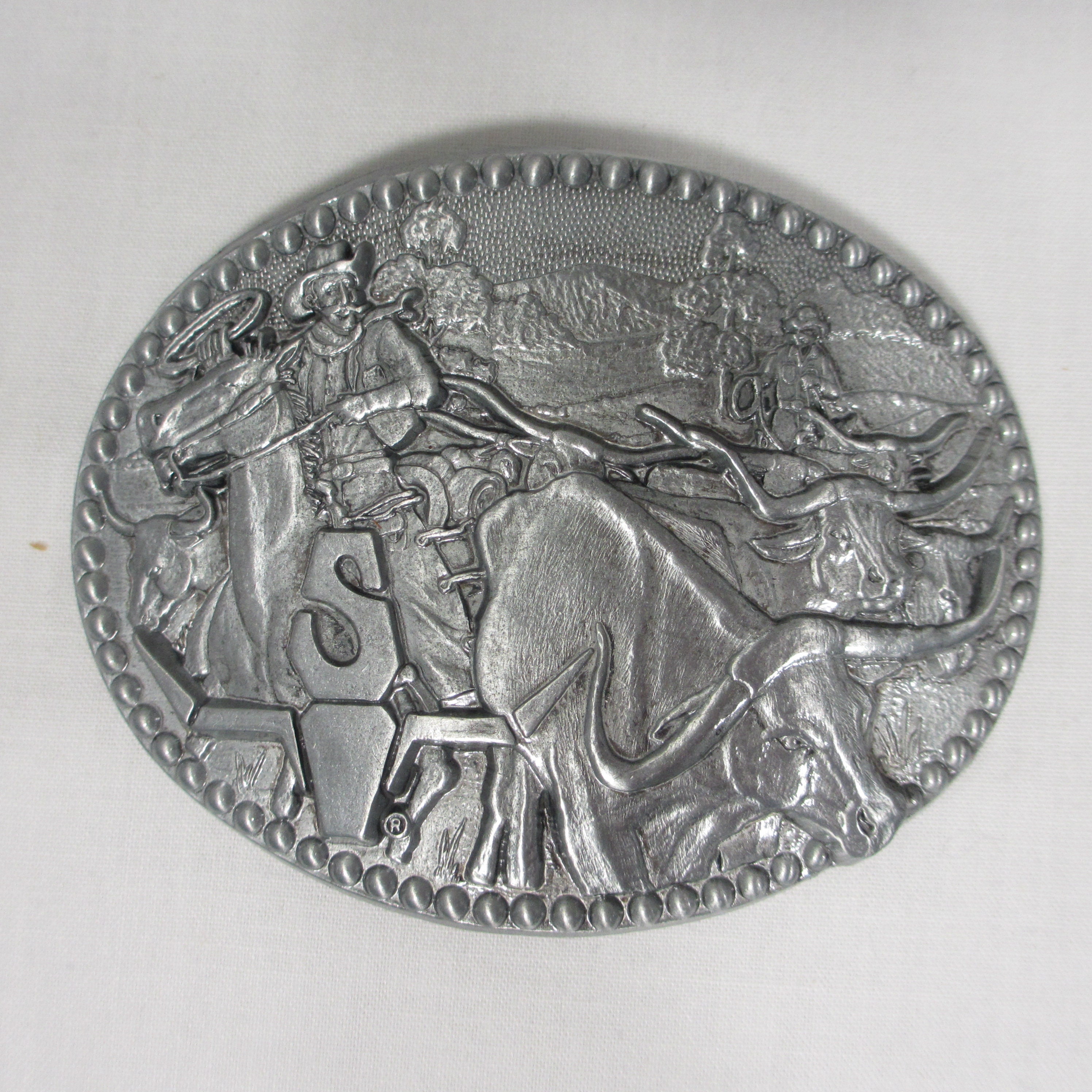 Zee Series Cowboy Western Longhorn Cattle Pewter Belt Buckle