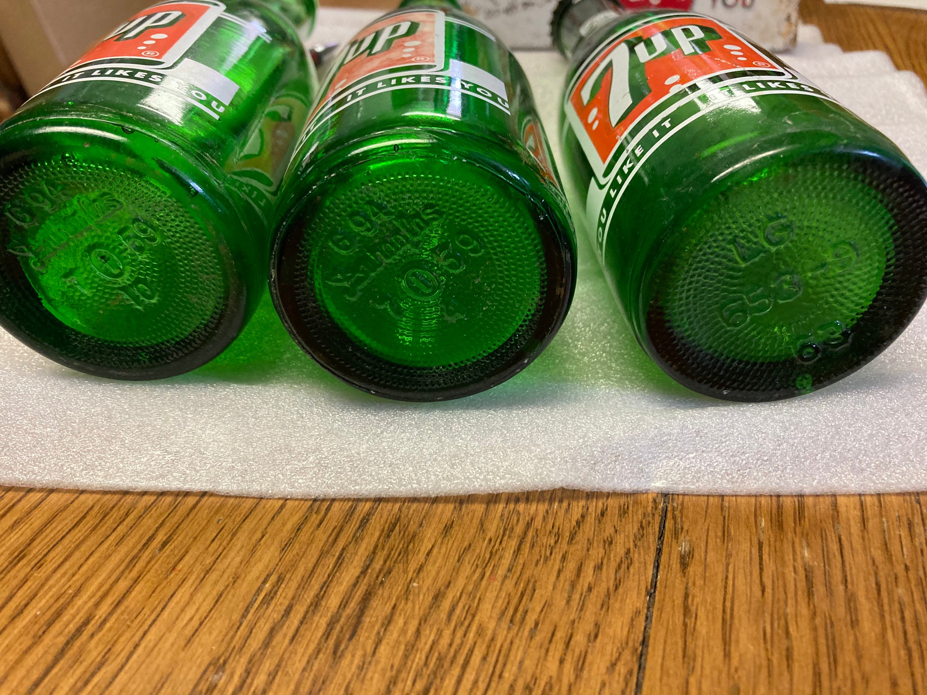 Vintage 7up 6-pack Metal Carrier With 6-7oz. Bottles - Etsy