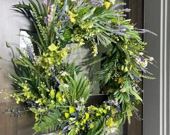 Ghirlanda botanica selvatica – Decorazione per porta d&#39;ingresso con lavanda finta e verde