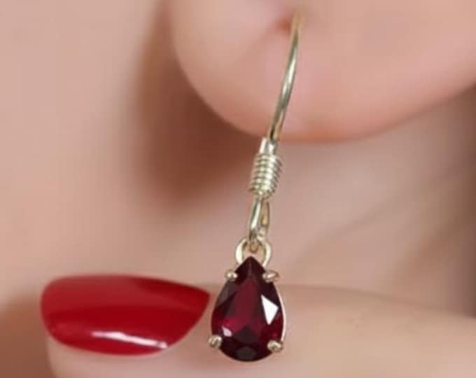 Teardrop Birthstone Earrings – Elegant Dangle Earrings in 925 Sterling Silver