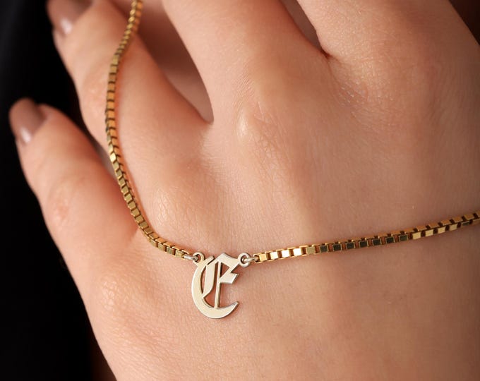 Old English Initial Necklace – Personalized Gothic Letter Pendant in Silver, Elegant Gift for Her