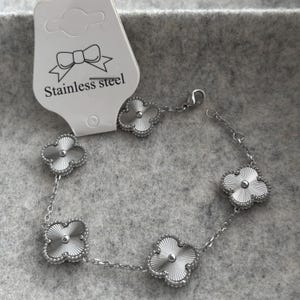 Silver clover bracelet