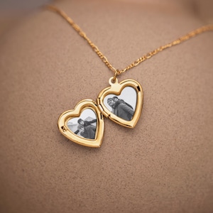 Collier médaillon photo coeur initial, collier médaillon vintage, collier gravé personnalisé, collier photo, cadeaux d'anniversaire, cadeaux de Noël
