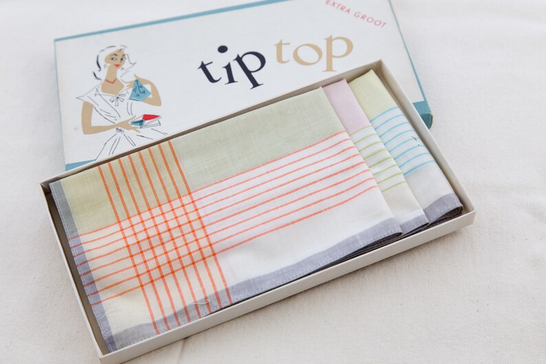 Mint Condition Unused 50s Vintage set of Three Handkerchiefs in Original Box