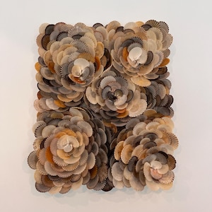 Arte floral de conchas de los Hamptons hecho a mano