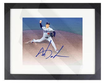 Stampa artistica incorniciata dei Los Angeles Dodgers di Yoshinobu Yamamoto, facsimile dell'auto n. 10 1