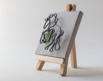 3D Rearing Horse Canvas Art: Hand-Painted Mini Easel Display