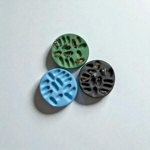 Organizador de platos de hormigón personalizado / Bandeja moderna para guardar joyas con estética minimalista / Idea de regalo de decoración del hogar funcional hecha a mano imagen 9