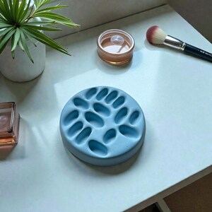 Organizador de platos de hormigón personalizado / Bandeja moderna para guardar joyas con estética minimalista / Idea de regalo de decoración del hogar funcional hecha a mano C19- Aqua Blue