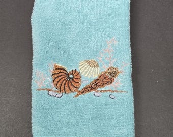 Fingertip Towel - shells and coral