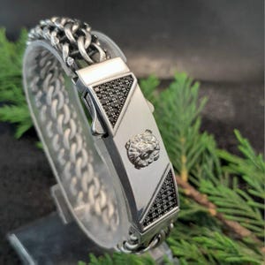 Men&#39;s Silver Lion Head Bracelet – Zircon Stone Masculine Jewelry, Father&#39;s Day Gift, Men&#39;s Accessory