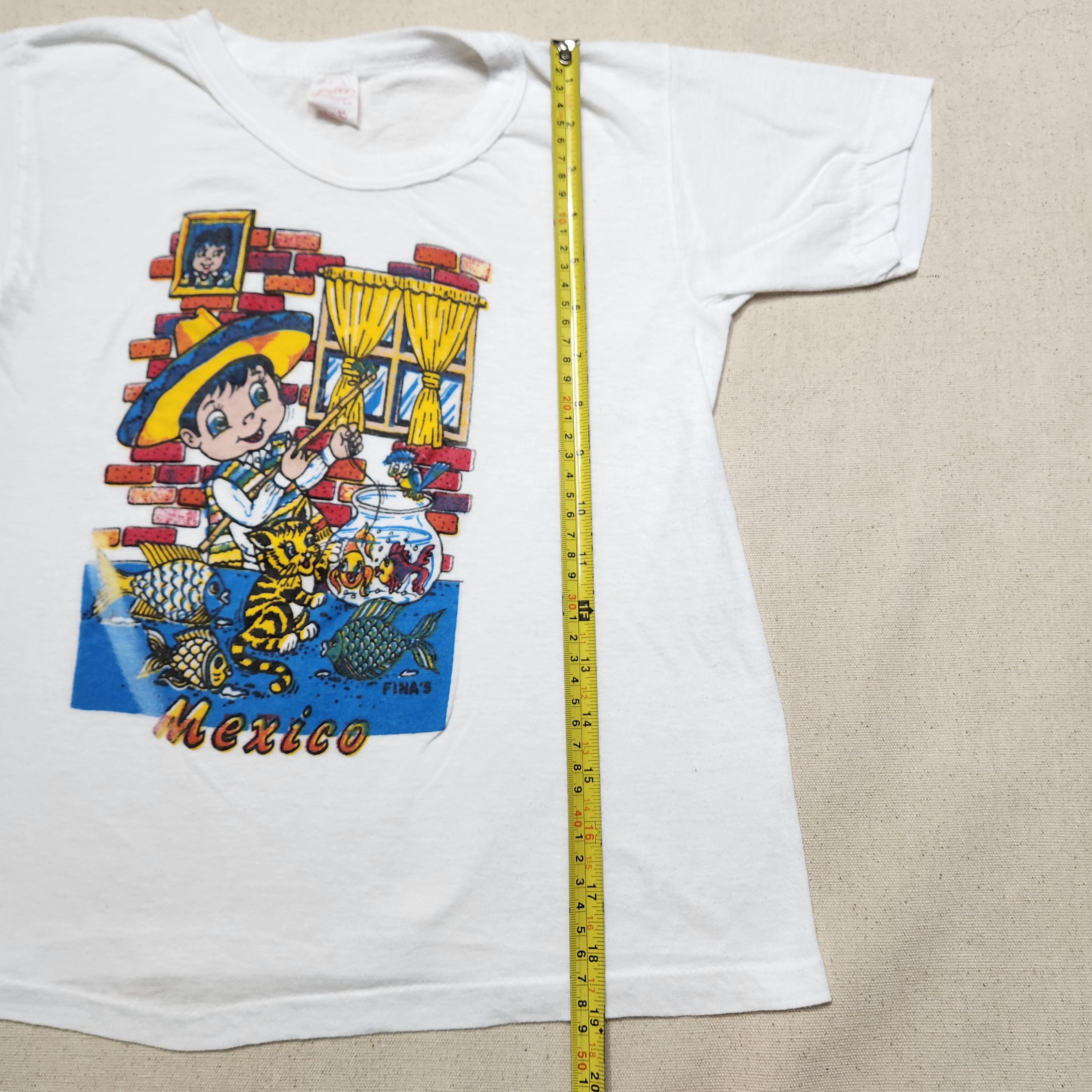 Vintage 80s Mexico Souvenir Tshirt: Fish, Cat & Boy Print image 8