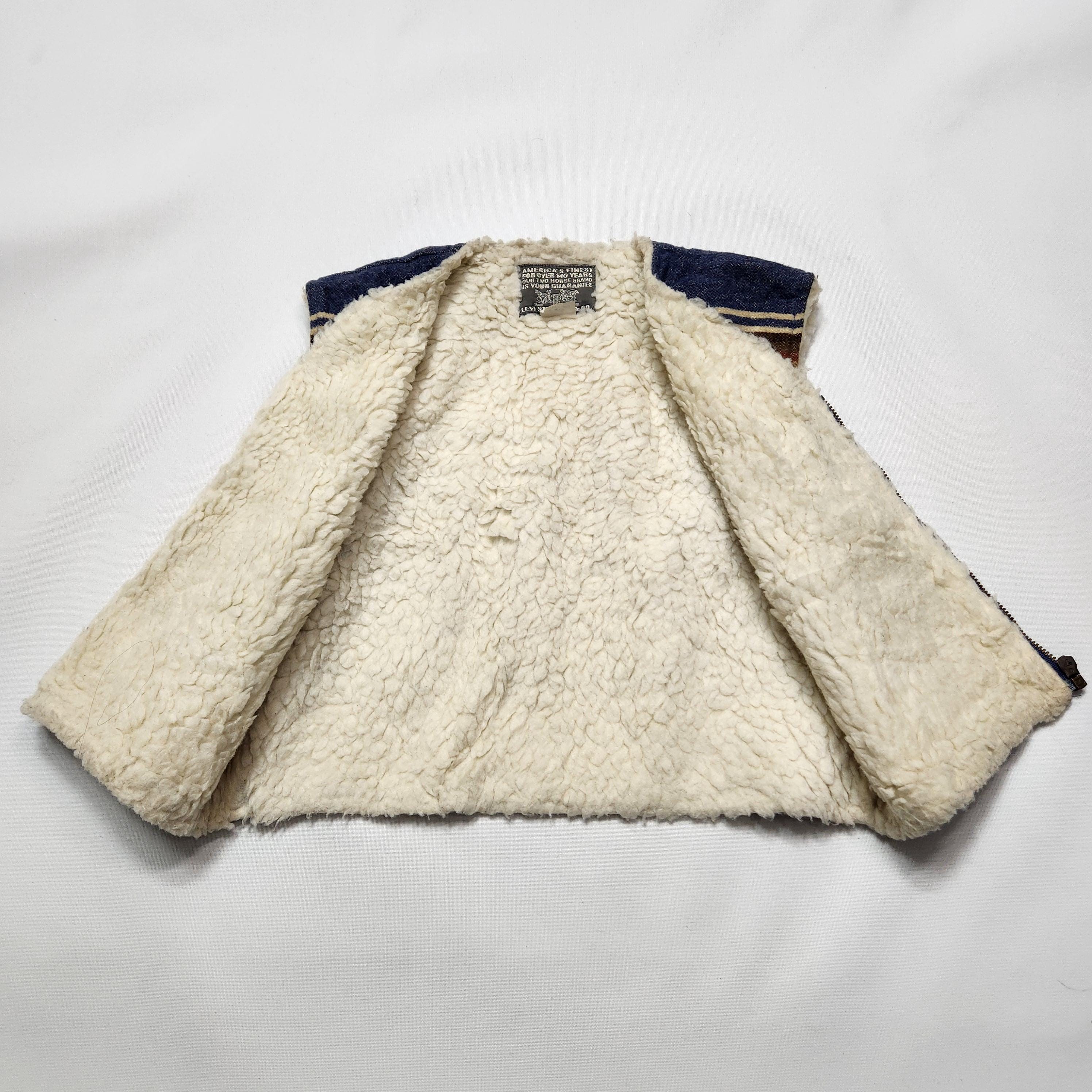Vintage Levis Southwestern Blanket Stripe Sherpa Lined Zip Vest Size 4 image 7