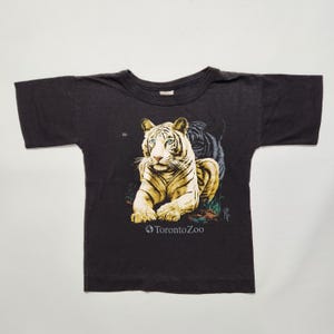 90s Kids Toddler Vintage Toronto Zoo White Tiger Big Print Single Stitch Halfsleeve Black Souvenir Tshirt / 2T 3T 4T